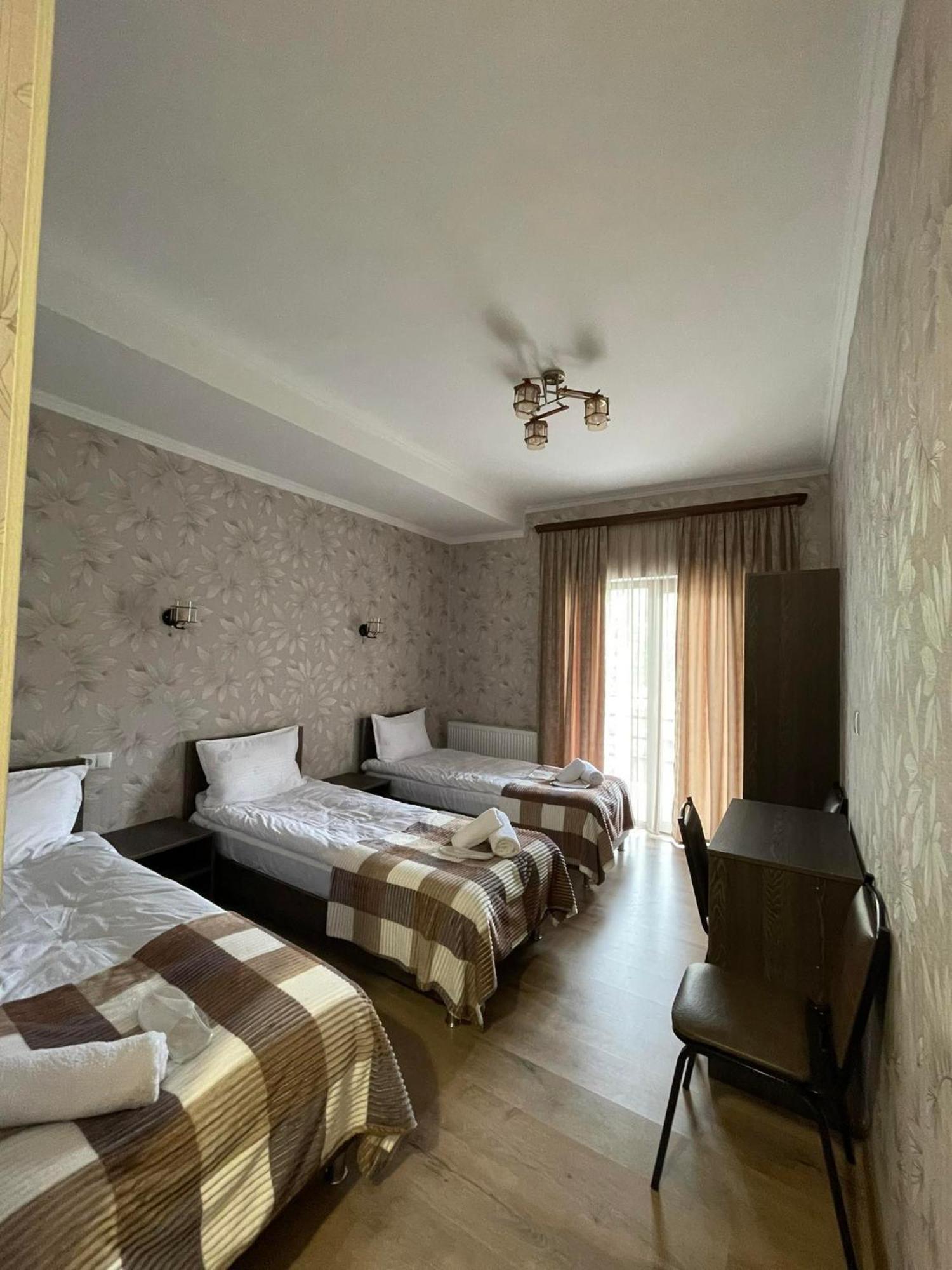 Hotel Shina Казбеги Екстериор снимка